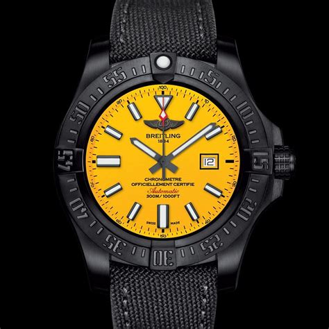 montre breitling avec signal d'urgence|montre de luxe breitling.